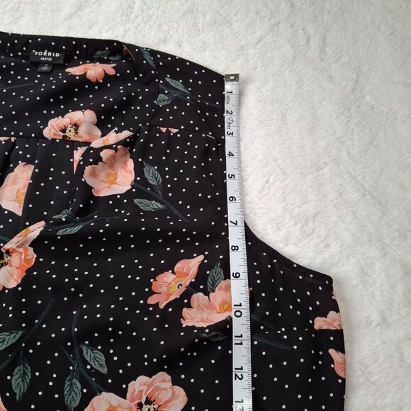 Torrid Harper Floral Polka Dot Blouse Sz 2 Crop Button Down Rockabilly Office - Picture 10 of 11